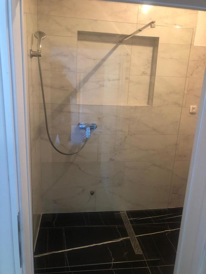 Apartmani Glavina Зострог Екстер'єр фото